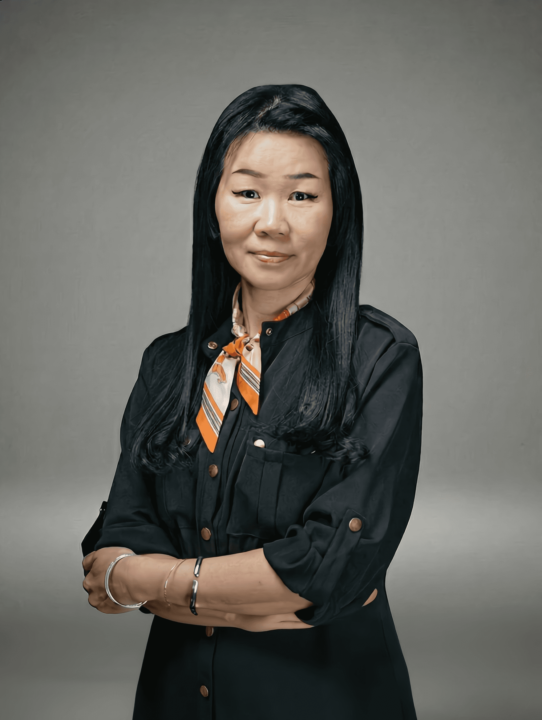 Joanne, Senior Stylist at Miin Singapore in black outfit